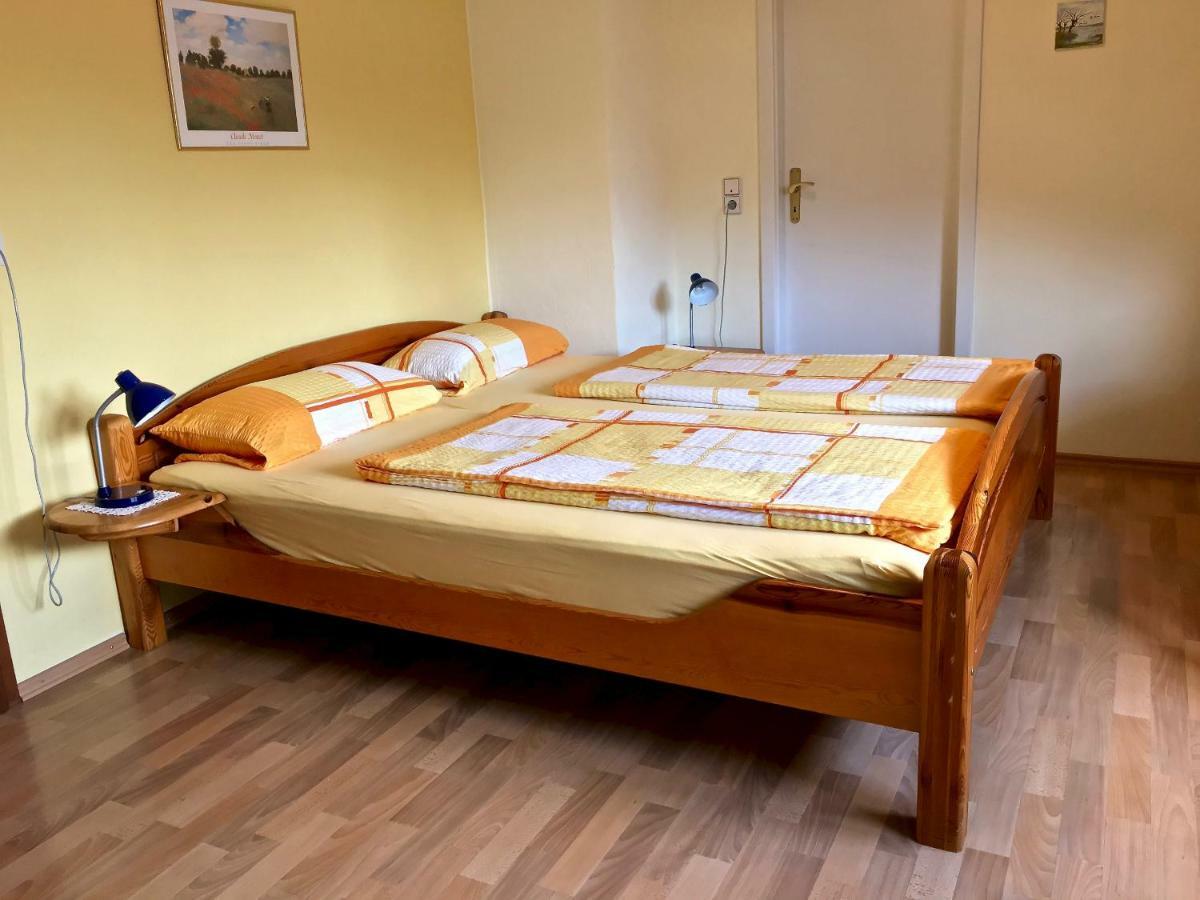 Gaestehaus Hoffmann Farschweiler Bagian luar foto