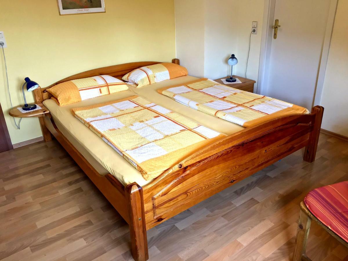 Gaestehaus Hoffmann Farschweiler Bagian luar foto