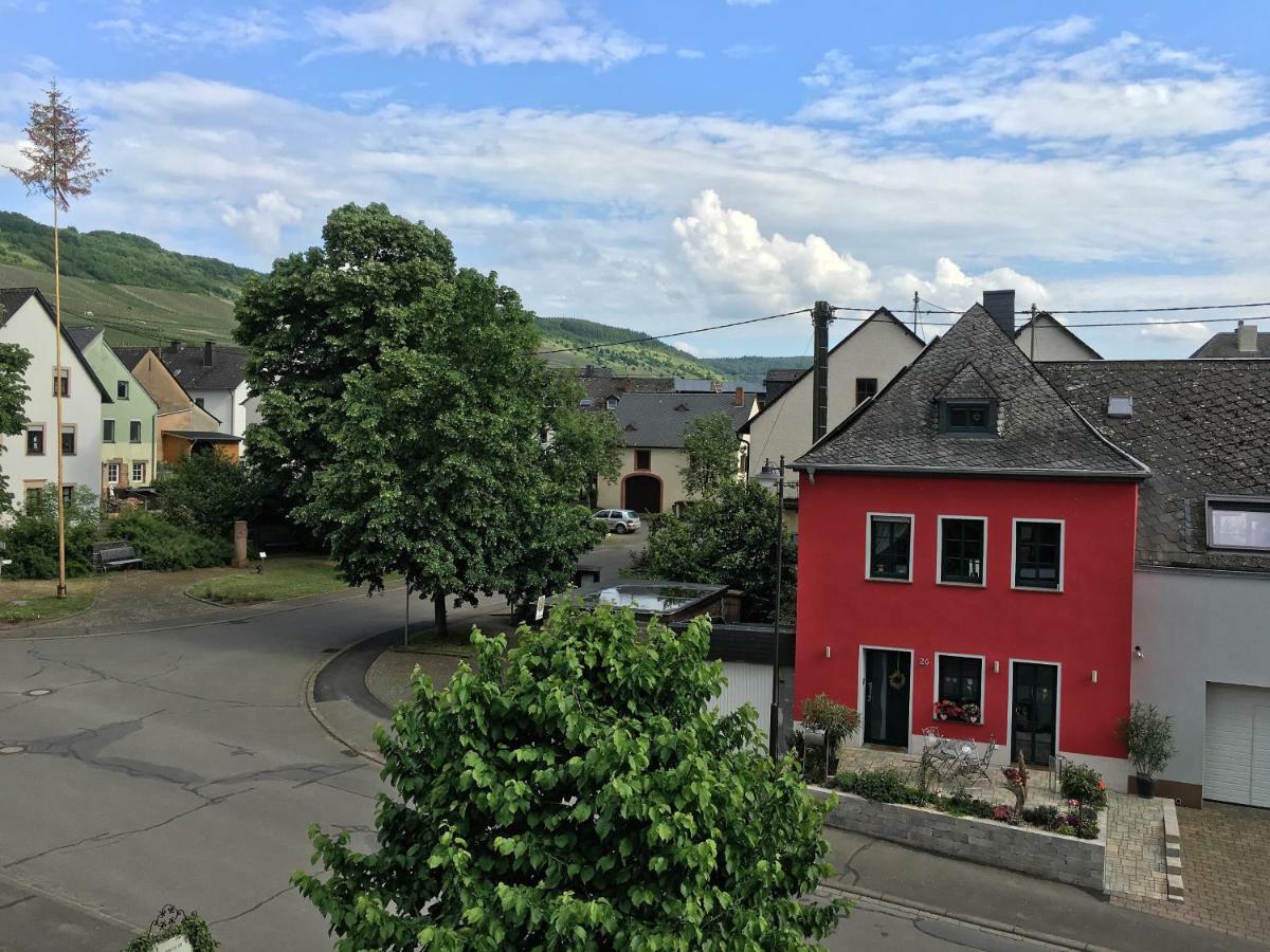 Gastehaus Hoffmann Bed & Breakfast Farschweiler Bagian luar foto