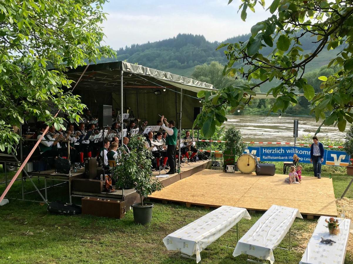 Gaestehaus Hoffmann Farschweiler Bagian luar foto
